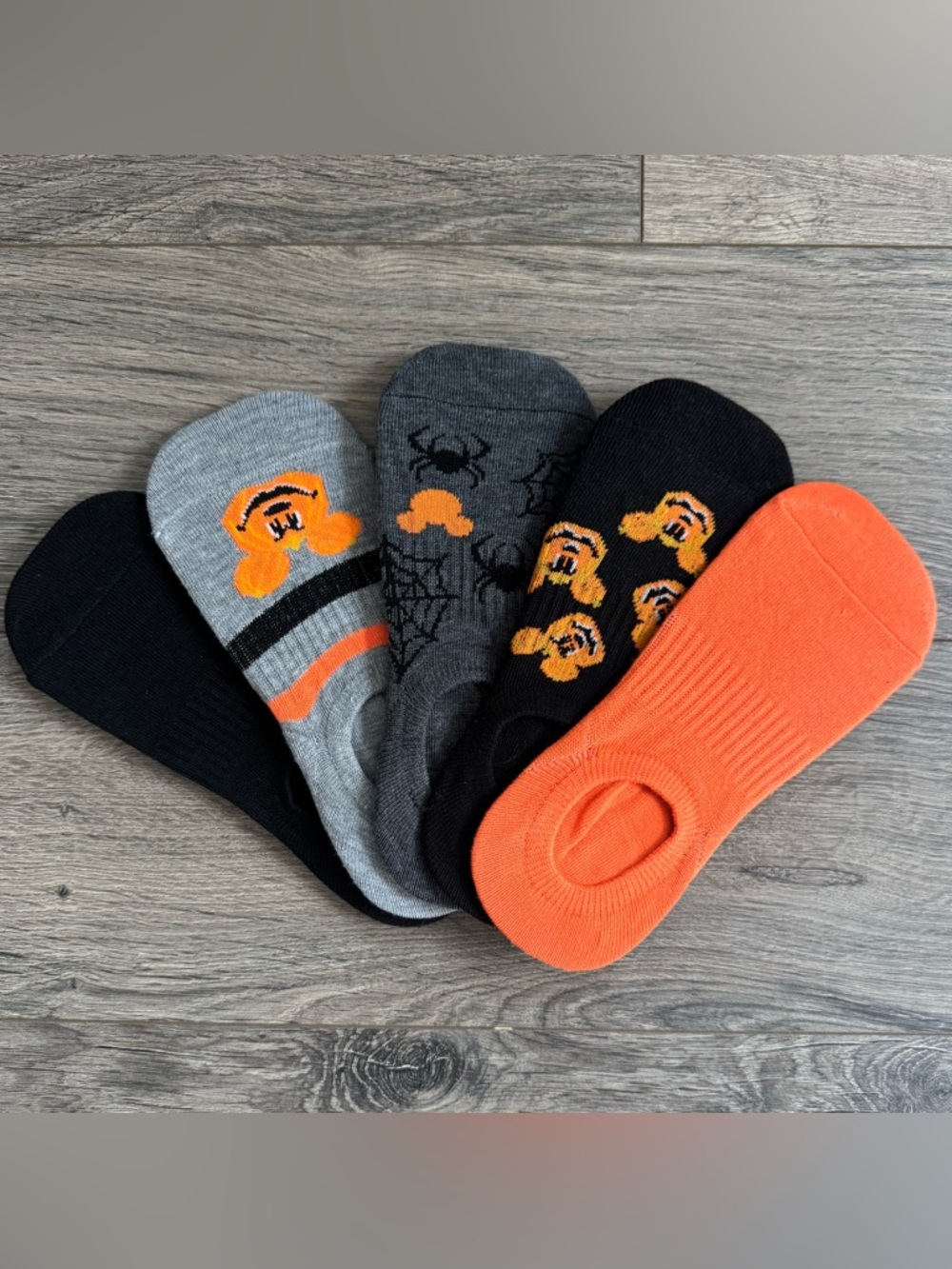 Disney Mickey Mouse Halloween Adult No-Show Socks 5-Pack